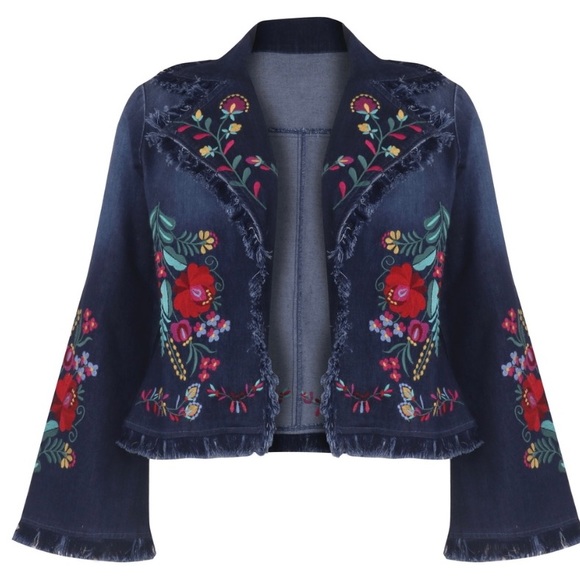Avani Del Amour Jackets & Blazers - AVANI DEL AMOUR EMBROIDERED JEAN JACKET NWT Flowers Fringed Flared Sleeves SZ S